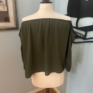 Mittoshop Forest Green Off-Shoulder Blouse